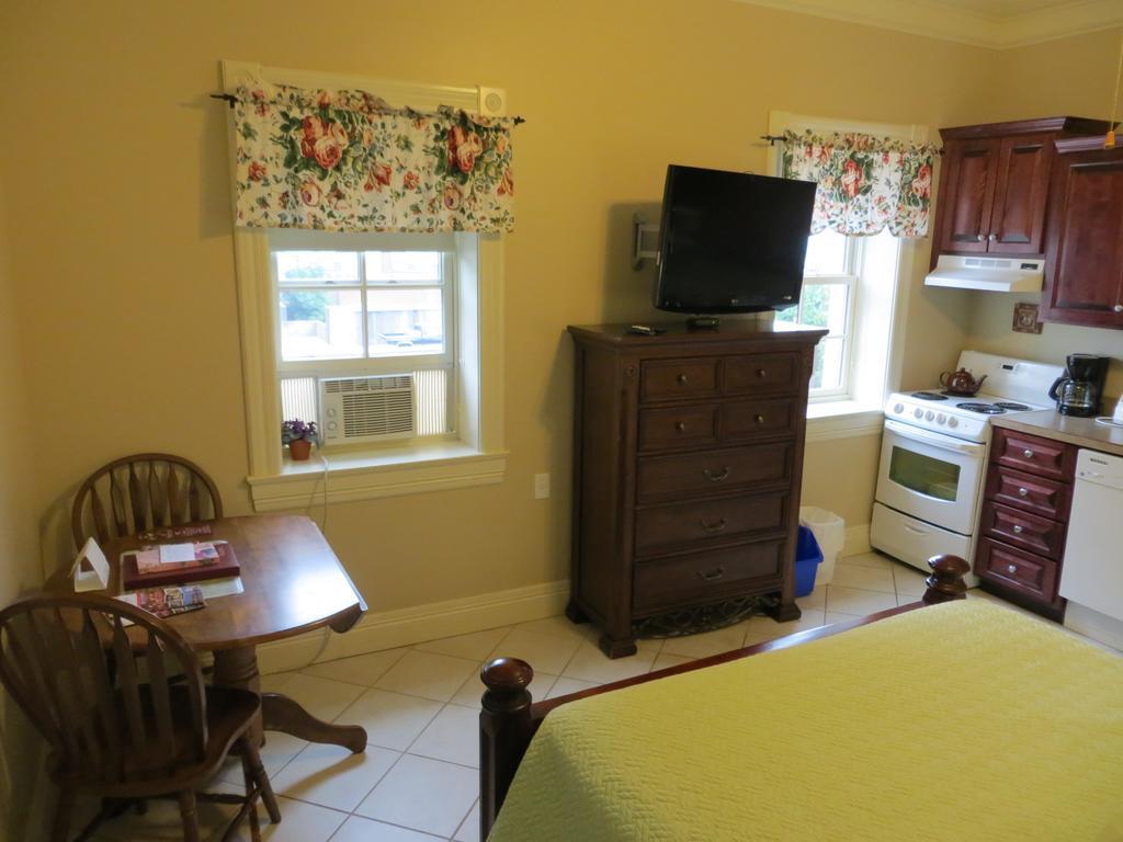 Chipman Hill Suites - Union Street Saint John Room photo