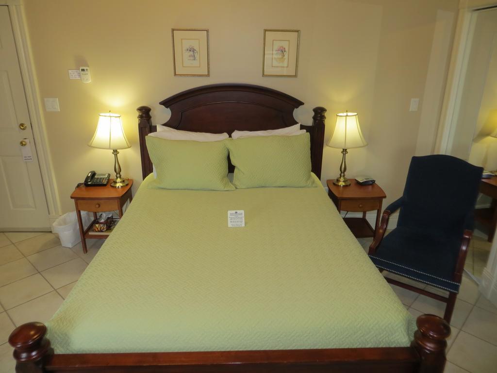 Chipman Hill Suites - Union Street Saint John Room photo